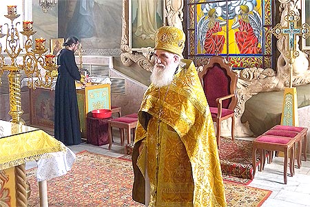 Святителю, отче, Николае, моли Бога о нас! Святителю, отче, Николае, моли Бога о нас!