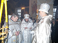 В праздник Крещения Господня архиепископ Антоний совершил Божественную литургию в Богоявленском соборе г. Орла. 19 января 2012 г.