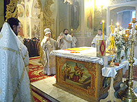 В праздник Крещения Господня архиепископ Антоний совершил Божественную литургию в Богоявленском соборе г. Орла. 19 января 2012 г.