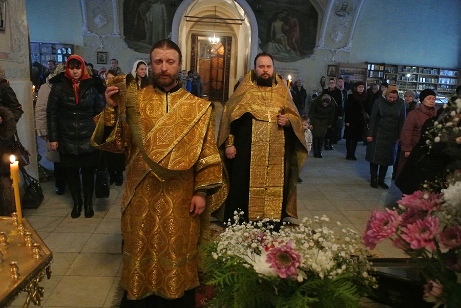 Неделя о блудном сыне в Богоявленском соборе Орла. Фоторепортаж